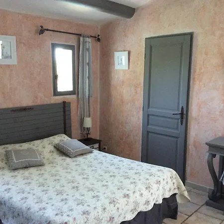 Ferienhaus La Garrigue Des Alpilles *